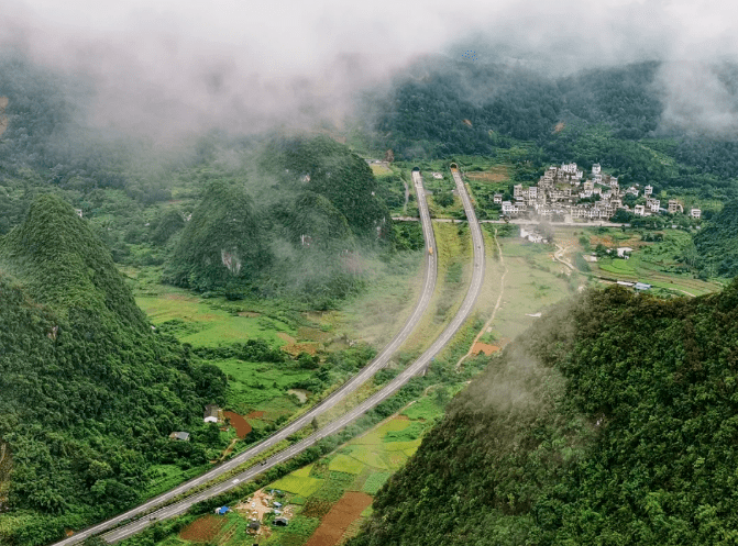 自然美景的探索之旅