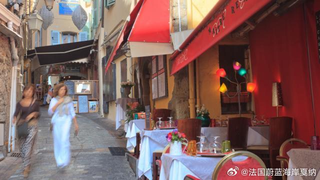 城市繁华中的隐秘惊喜，探索小巷特色小店的魅力之旅